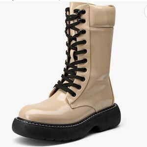 New in box  9.'5 Women's Platform Combat Boots, Chunky Lug Sole Mid Calf Boots